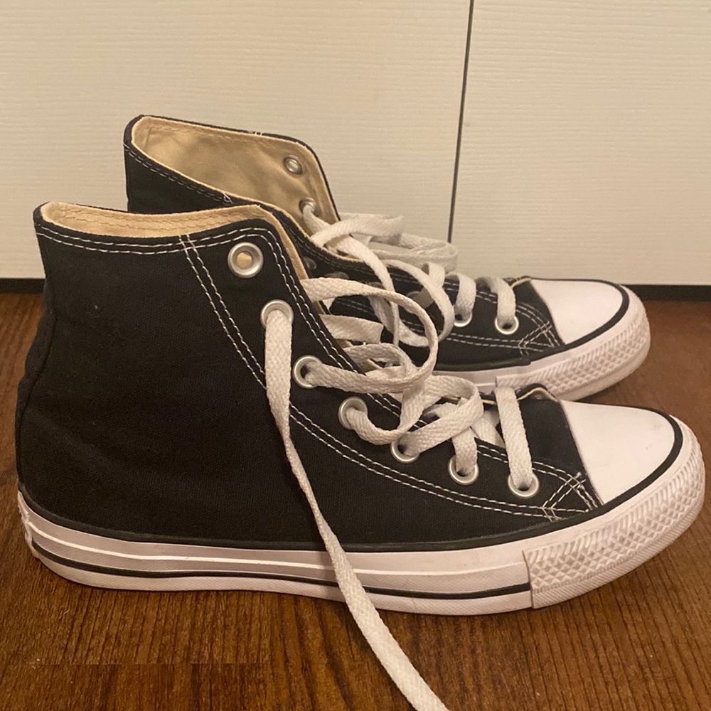 Black Converse